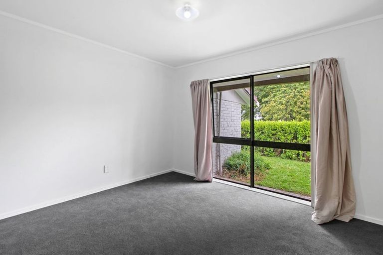 Photo of property in 63 Chedworth Avenue, Chedworth, Hamilton, 3210