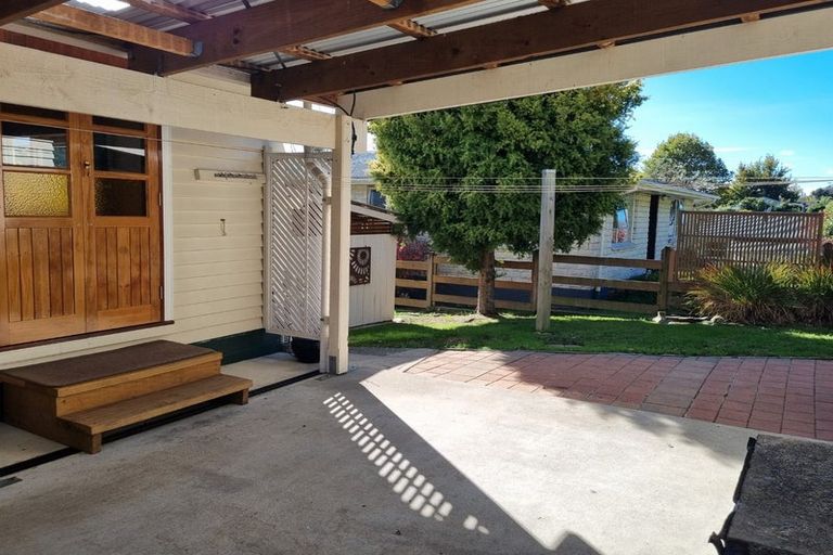 Photo of property in 14 Lincoln Street, Picton, 7220