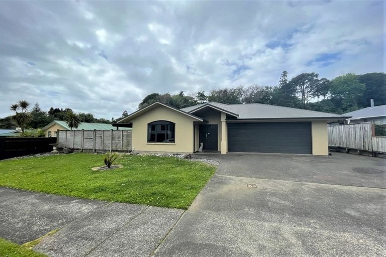Photo of property in 51 Roto Street, Hurdon, New Plymouth, 4310