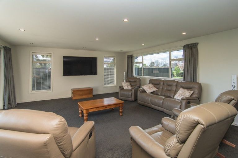 Photo of property in 16 Fox Street, Temuka, 7920