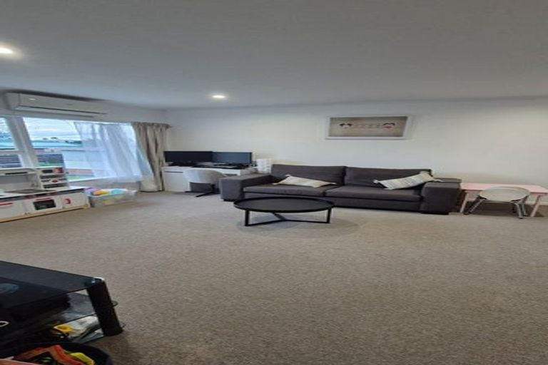 Photo of property in 2/58 Gardner Avenue, New Lynn, Auckland, 0600