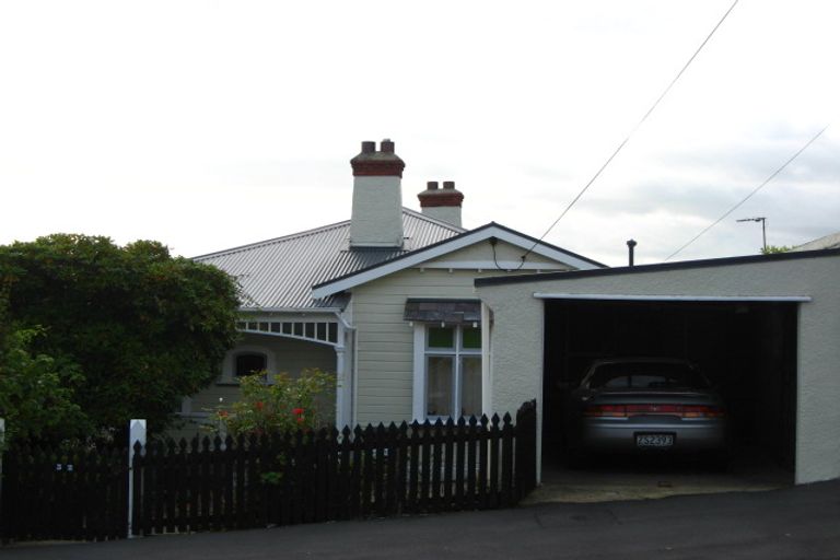 Photo of property in 32 Hazel Avenue, Caversham, Dunedin, 9012