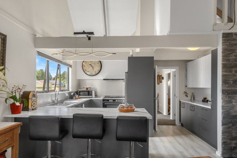 Photo of property in 92 Henley Street, Westport, 7825