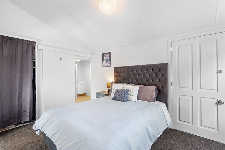 Photo of property in 19a Rutherford Street, Caversham, Dunedin, 9012