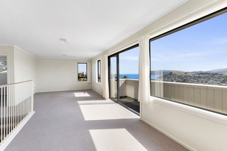 Photo of property in 37 Pikarere Street, Titahi Bay, Porirua, 5022