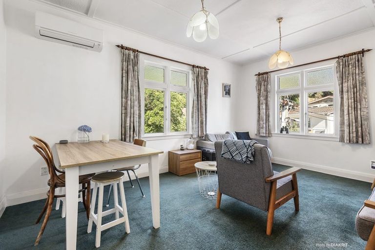 Photo of property in 3a Linwood Way, Island Bay, Wellington, 6023