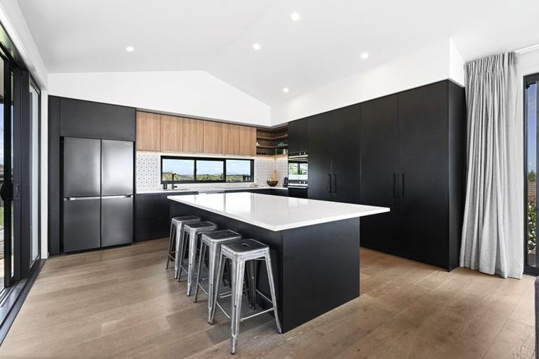 Photo of property in 45 Sylvester Crescent, Flagstaff, Hamilton, 3210