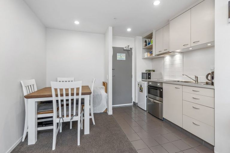 Photo of property in Proximity Apartments, 606/17 Osterley Way, Manukau, Auckland, 2104
