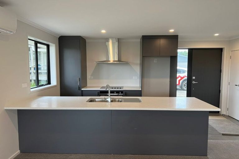 Photo of property in 82a Finlayson Avenue, Clendon Park, Auckland, 2103