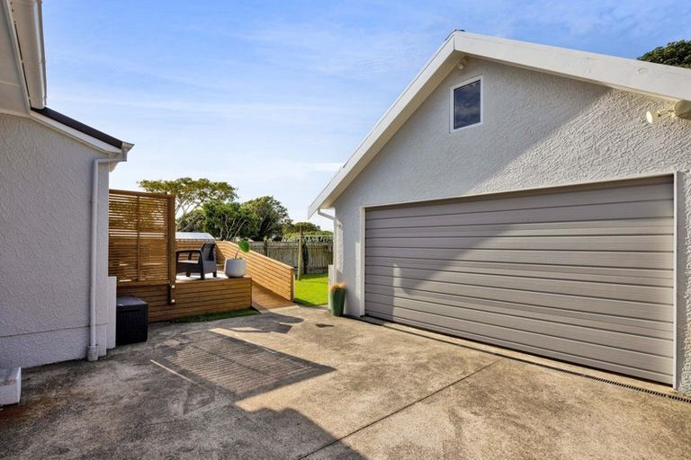 Photo of property in 16 Plympton Street, Brooklands, New Plymouth, 4310