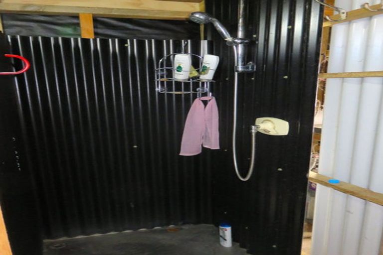 Photo of property in 18 Graham Street, Te Kopuru, 0391