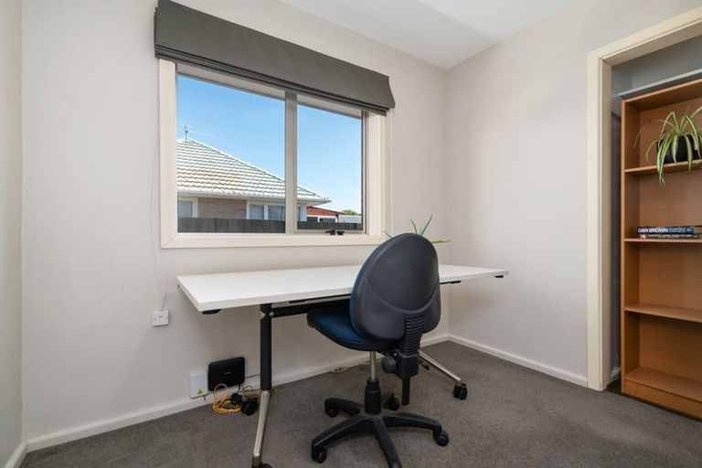 Photo of property in 11 Glenmore Avenue, Casebrook, Christchurch, 8051