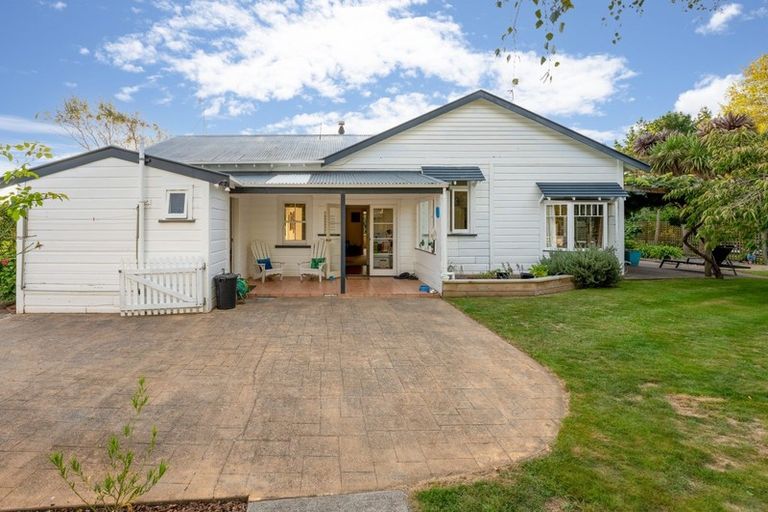Photo of property in 278 Te Waka Road, Otaki, 5581