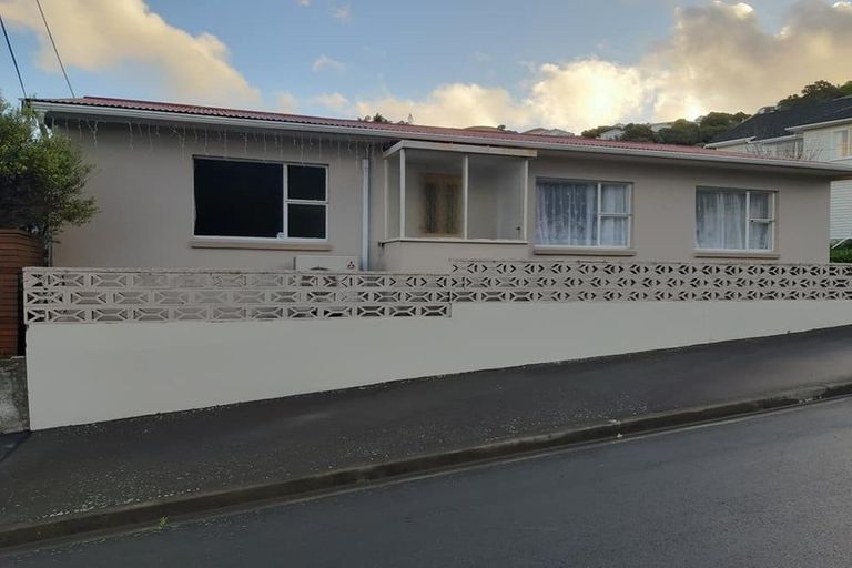 Photo of property in 3 Lerwick Terrace, Melrose, Wellington, 6023
