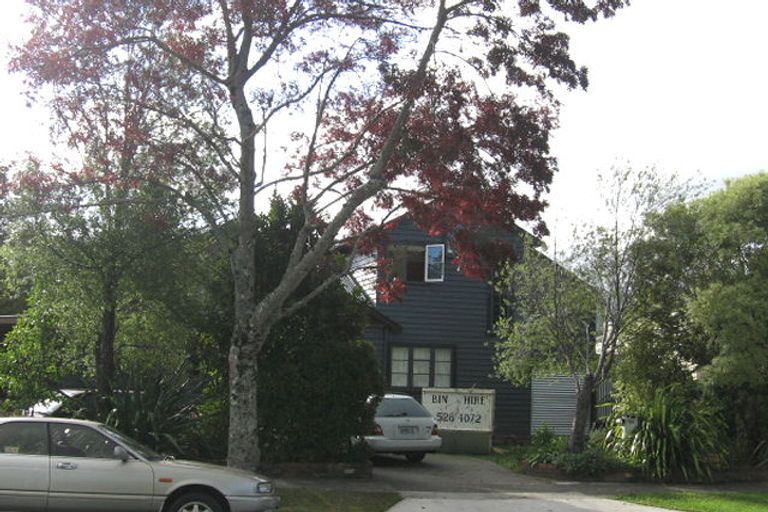 Photo of property in 26 Heretaunga Square, Silverstream, Upper Hutt, 5019