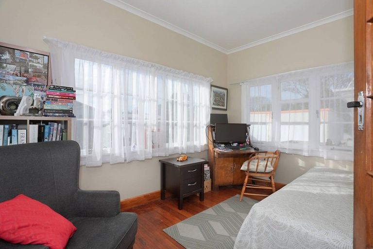 Photo of property in 61 Skerman Street, Marton, 4710