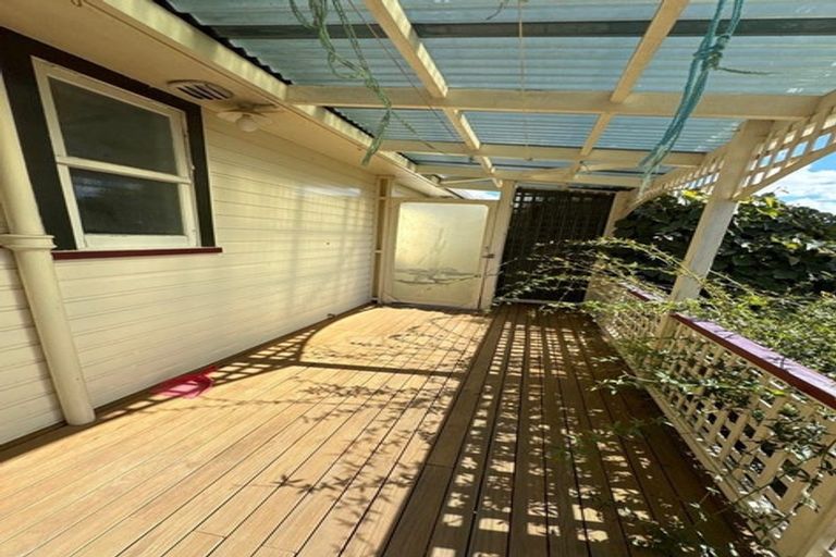 Photo of property in 3 Newcastle Street, Hokowhitu, Palmerston North, 4410