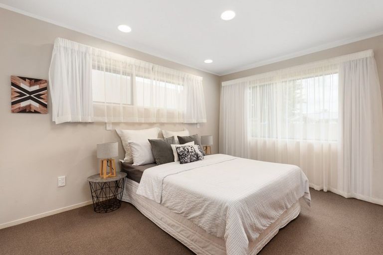 Photo of property in 43 Hillcrest Road, Otumoetai, Tauranga, 3110