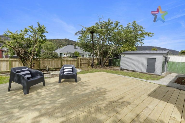 Photo of property in 16 Purser Grove, Fairfield, Lower Hutt, 5011