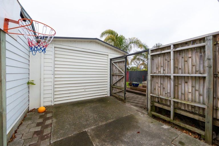 Photo of property in 15 Latham Street, Napier South, Napier, 4110