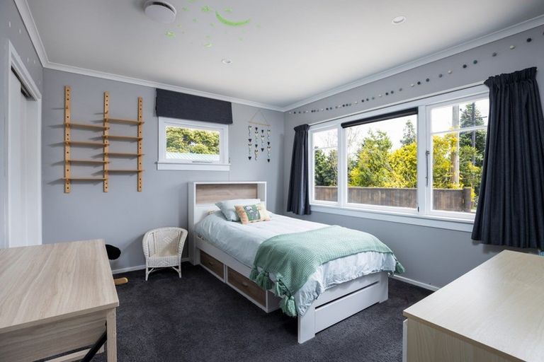 Photo of property in 201 Frankley Road, Frankleigh Park, New Plymouth, 4310