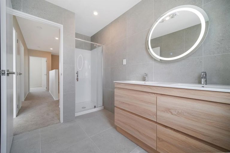 Photo of property in 67 Kaha Road, Papakura, 2110