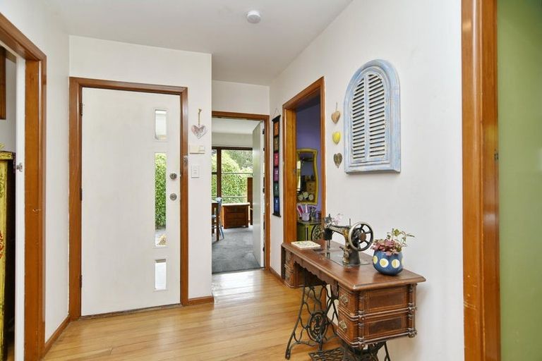 Photo of property in 30 Damien Place, Bromley, Christchurch, 8062