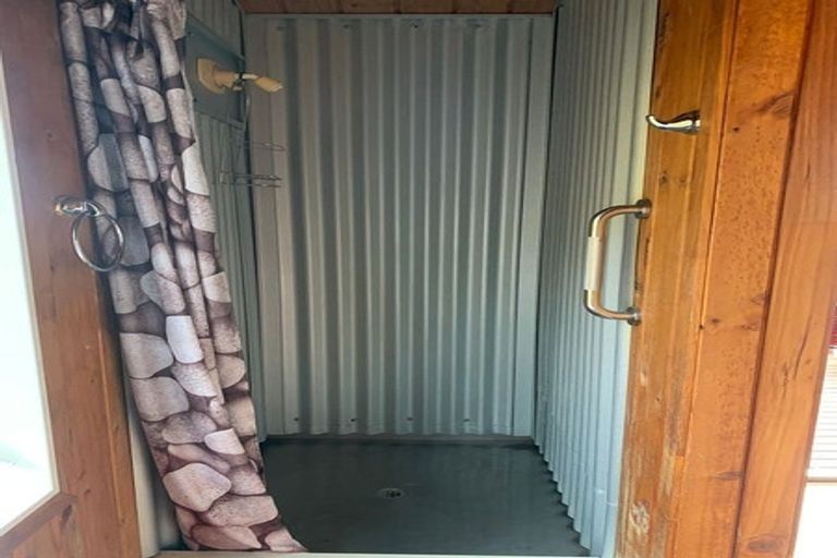 Photo of property in 1665 Matapouri Road, Matapouri, Whangarei, 0173