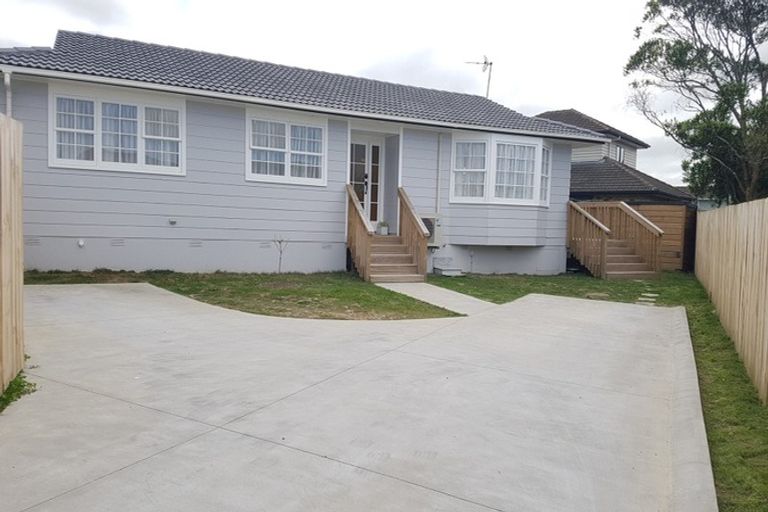 Photo of property in 16a Vanden Place, Henderson, Auckland, 0610