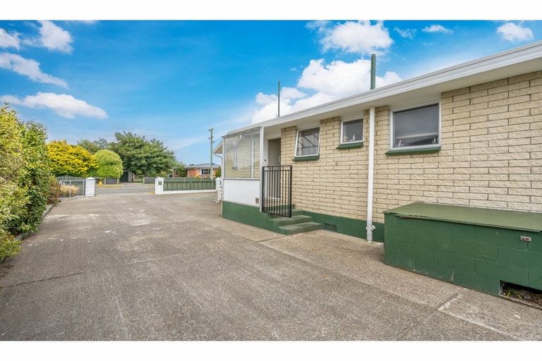 Photo of property in 66 Renfrew Street, Waikiwi, Invercargill, 9810