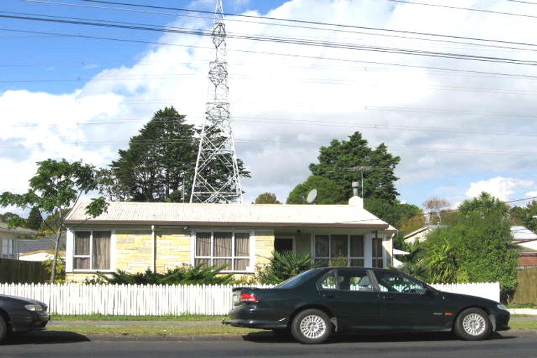 Photo of property in 1/106 Portage Road, New Lynn, Auckland, 0600