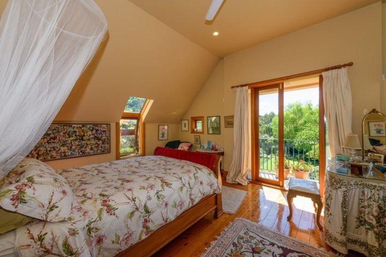 Photo of property in 104 French Farm Valley Road, French Farm, Akaroa, 7582