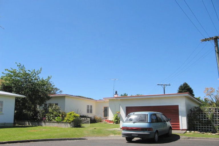 Photo of property in 9 Vivian Street, Inner Kaiti, Gisborne, 4010