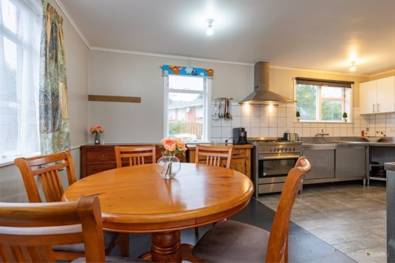 Photo of property in 8 Calypso Street, Grenada North, Wellington, 5028