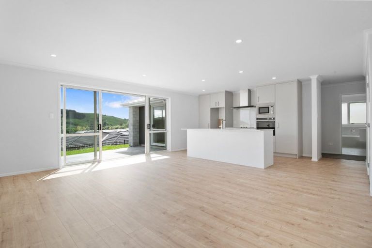 Photo of property in 5 Awa Avenue, Helensville, 0800