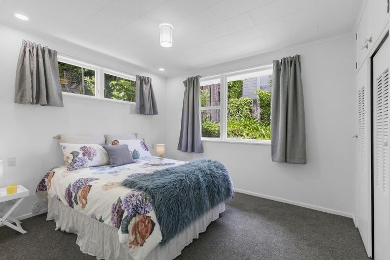 Photo of property in 25 Lord Street, Stokes Valley, Lower Hutt, 5019