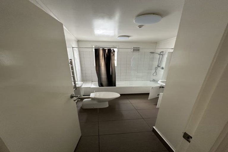 Photo of property in 221f The Terrace, Wellington Central, Wellington, 6011