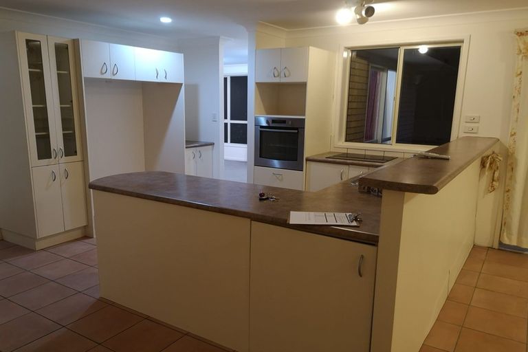 Photo of property in 9 Burnside Court, Rosedale, Auckland, 0632