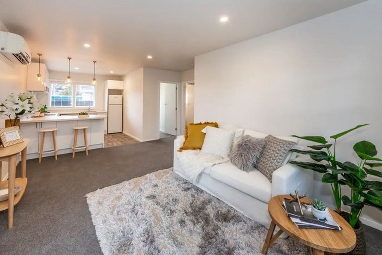 Photo of property in 3/11 Division Street, Riccarton, Christchurch, 8041