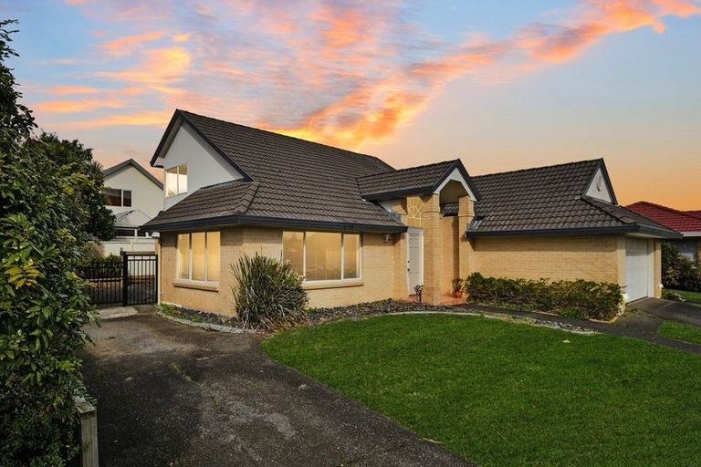 Photo of property in 1/132 Millhouse Drive, Northpark, Auckland, 2013