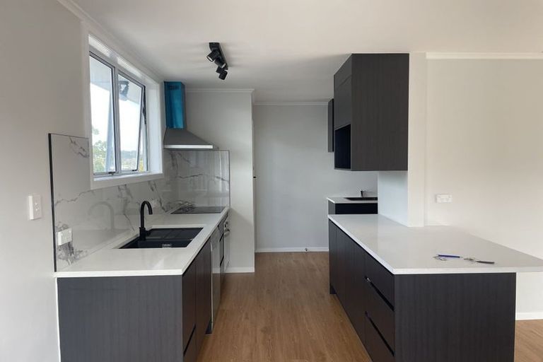 Photo of property in 1/22 Edgeworth Road, Glenfield, Auckland, 0629