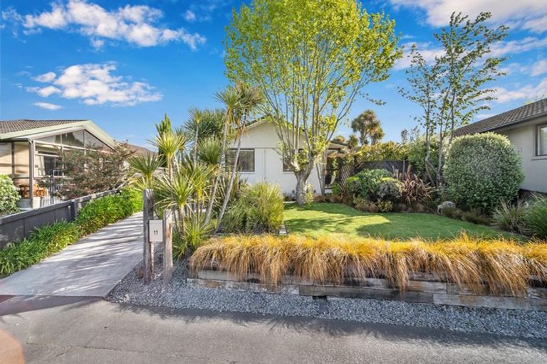 Photo of property in 11 Townshend Crescent, Halswell, Christchurch, 8025