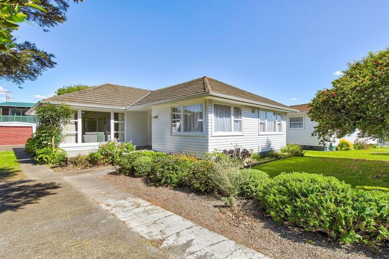Photo of property in 4 Chesney Street, Avalon, Lower Hutt, 5011