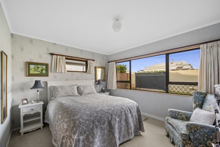 Photo of property in 150a Charles Street, Westshore, Napier, 4110