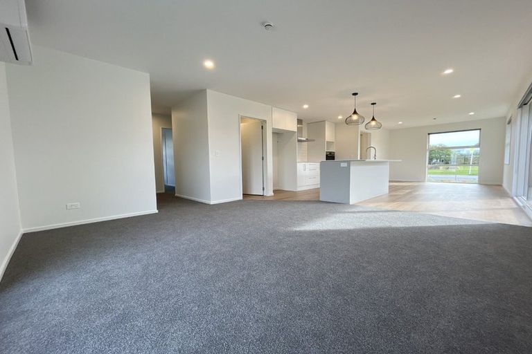 Photo of property in 155 Milns Road, Halswell, Christchurch, 8025