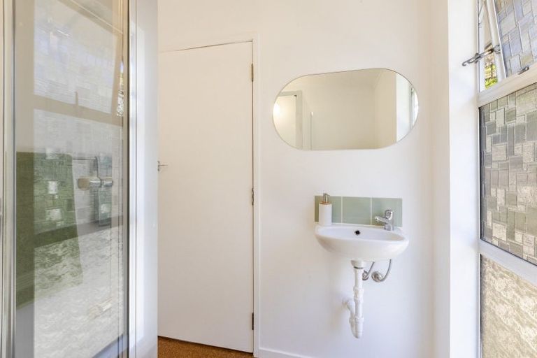 Photo of property in 29 Goldsmith Road, Hospital Hill, Napier, 4110