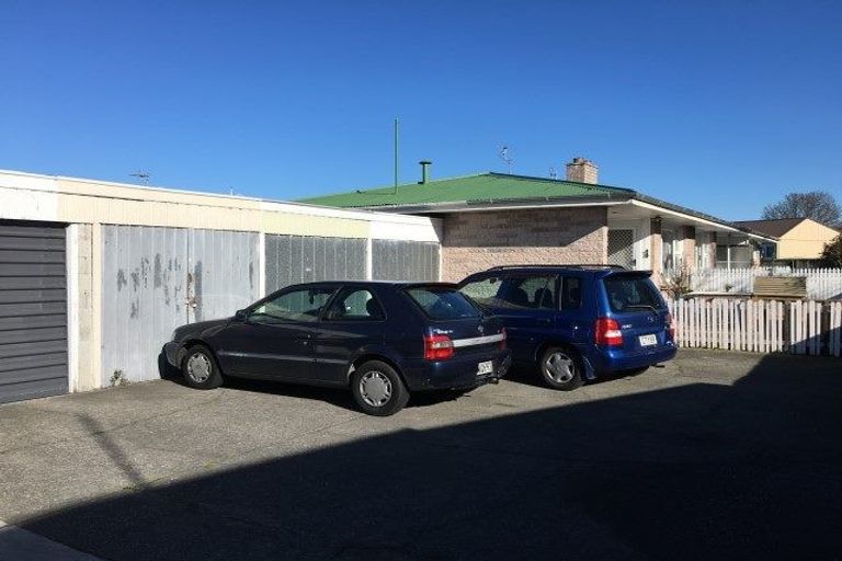 Photo of property in 4/79 Hills Road, Edgeware, Christchurch, 8013