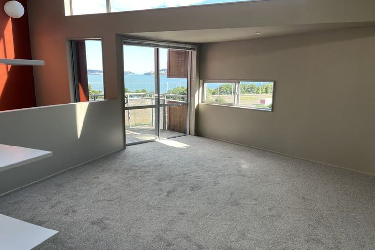 Photo of property in 16/2 Onslow Road, Khandallah, Wellington, 6035