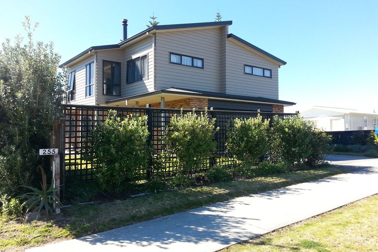 Photo of property in 257 Seaforth Road, Waihi Beach, 3611