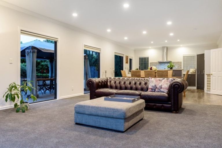 Photo of property in 16 Tupelo Place, Ohauiti, Tauranga, 3112